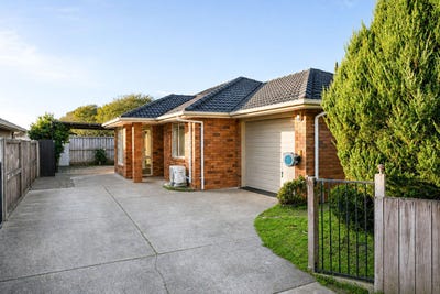 /international/nz/salisbury-place-hamilton-east-waikato-380066103496/