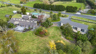 /international/nz/335-bawden-road-dairy-flat-rodney-380066102037/