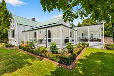 /international/nz/kumeu-rodney-380066080019/