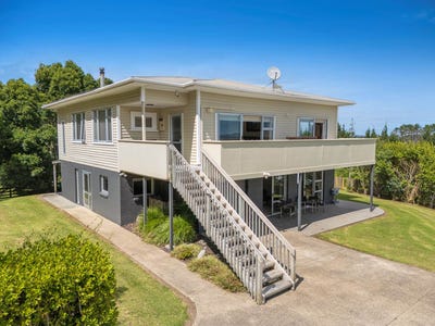/international/nz/1410-kaipara-coast-highway-kaukapakapa-rodney-380066084969/