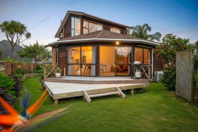 /international/nz/10-dayspring-way-pakuranga-manukau-city-380066168331/