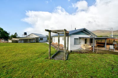 /international/nz/4-high-street-clinton-and-surrounds-clutha-380066091168/
