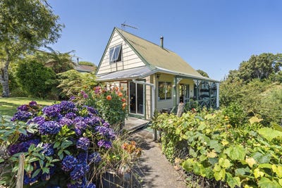 /international/nz/10-te-rangi-hiroa-place-urenui-new-plymouth-380066101808/