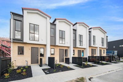 /international/nz/16-papatahi-lane-flat-bush-manukau-city-380066177114/