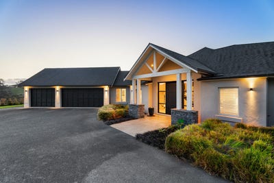 /international/nz/coatesville-rodney-380066106669/