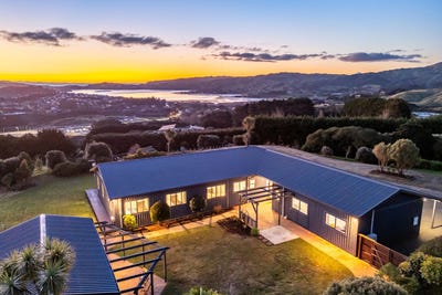 /international/nz/75-paremata-haywards-road-pauatahanui-porirua-city-380066102815/