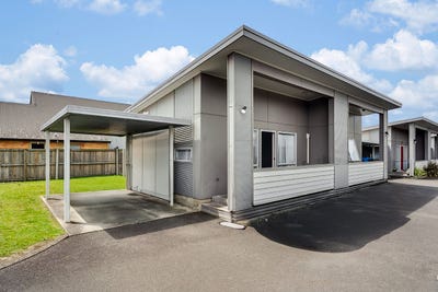 /international/nz/enderley-hamilton-city-380066095416/