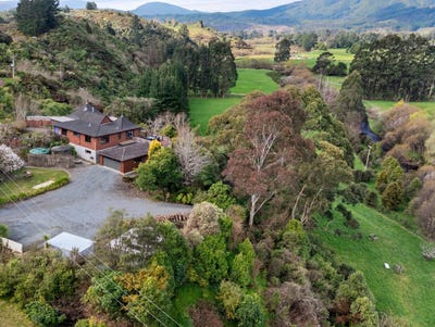 /international/nz/79-mangaroa-hill-road-mangaroa-upper-hutt-city-380066105455/