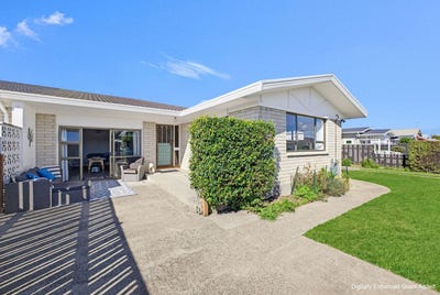 /international/nz/23-hawera-street-whakatane-bay-of-plenty-380066095889/
