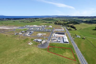 /international/nz/2-waiwarawara-drive-ruakaka-whangarei-380066144498/