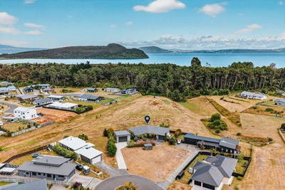 /international/nz/16-wai-matangi-place-motuoapa-taupo-380066113370/