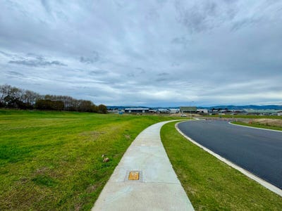 /international/nz/kelvin-grove-palmerston-north-city-380066128953/