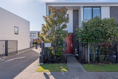 /international/nz/rex-street-riccarton-canterbury-380066114253/
