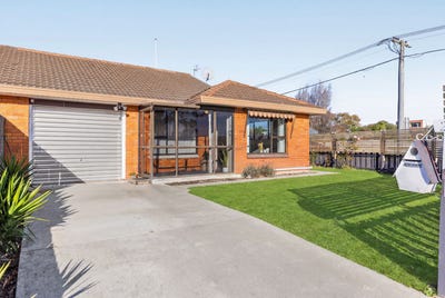 /international/nz/2-mchaffies-place-wainoni-christchurch-city-380066115488/