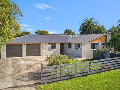 /international/nz/4-pollen-street-woodville-tararua-380066116290/