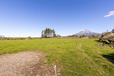 /international/nz/1971-egmont-road-subdivision-egmont-village-new-plymouth-380066080588/