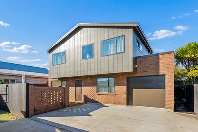 /international/nz/te-atatu-south-waitakere-city-380066179215/