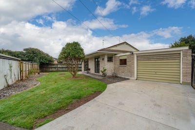 /international/nz/chartwell-hamilton-city-380066119794/