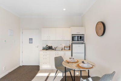 /international/nz/795-chapel-road-howick-manukau-city-380066178416/