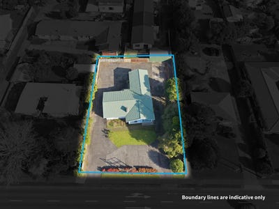 /international/nz/henderson-waitakere-city-380066128524/
