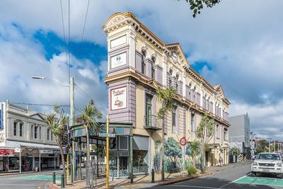 /international/nz/rintoul-street-newtown-wellington-380066108902/