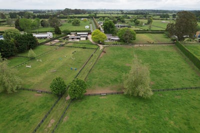 /international/nz/598-marychurch-road-matangi-waikato-380066076853/