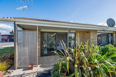 /international/nz/18-saint-marys-road-waipu-whangarei-380066077030/