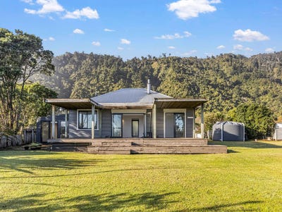 /international/nz/57-new-road-granity-buller-380066124279/