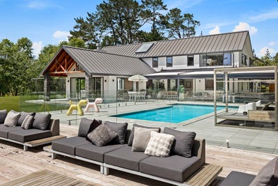 /international/nz/16-collings-drive-coatesville-auckland-380066076354/