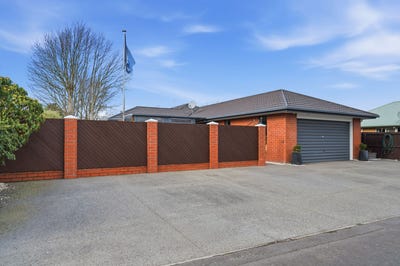 /international/nz/33-peebles-drive-hei-hei-christchurch-city-380066181104/