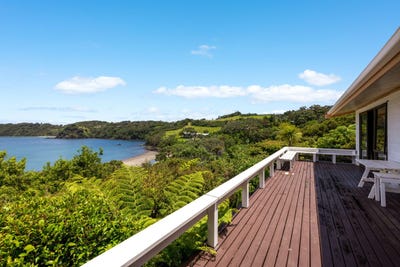 /international/nz/56-grand-view-road-leigh-rodney-380066112847/