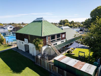 /international/nz/bishopdale-christchurch-city-380066092291/