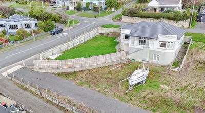 /international/nz/29-gregory-street-bluff-invercargill-city-380066179997/