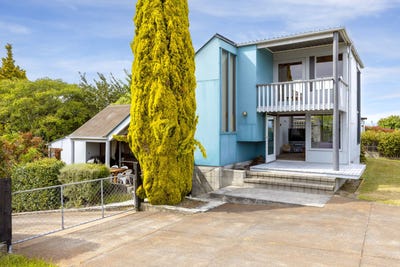 /international/nz/woodward-street-nukuhau-taupo-380066096948/