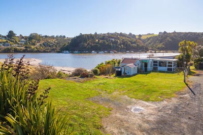 /international/nz/1413-taieri-mouth-road-taieri-mouth-clutha-380066169055/