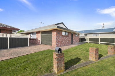 /international/nz/6-hammond-street-bulls-rangitikei-380066181211/