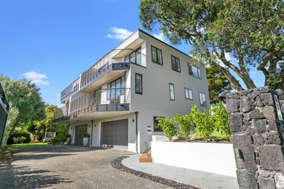 /international/nz/18-kaimata-street-saint-heliers-auckland-city-380066086801/