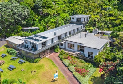 /international/nz/38-puriri-bay-road-great-barrier-island-hauraki-gulf-islands-380066151684/