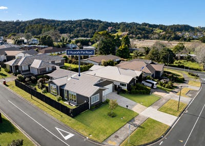 /international/nz/8-huarahi-pai-road-huapai-rodney-380066178333/