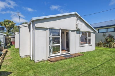 /international/nz/76-anderson-avenue-springston-selwyn-380066117953/