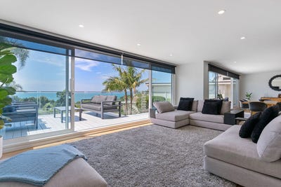 /international/nz/73-churchill-road-murrays-bay-north-shore-city-380066103405/
