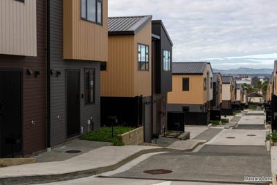 /international/nz/15-mataara-lane-manurewa-manukau-city-380066103078/