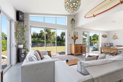 /international/nz/te-aroha-place-mapua-nelson-bays-380066115957/