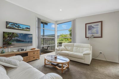 /international/nz/12-tory-way-omokoroa-western-bay-of-plenty-380066077726/