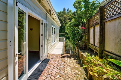 /international/nz/123-glenmore-street-kelburn-wellington-city-380066175259/