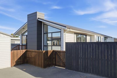 /international/nz/1-100-baker-street-new-brighton-christchurch-city-380066168413/