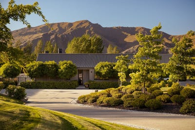 /international/nz/5-bloxham-lane-dalefield-wakatipu-basin-queenstown-380066117252/