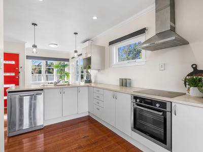 /international/nz/172-western-hills-drive-kensington-dunedin-city-380066090164/
