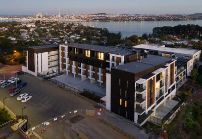 /international/nz/19-rawene-road-birkenhead-north-shore-city-380066091142/