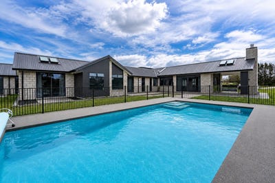 /international/nz/275-racecourse-road-cambridge-waipa-380066118567/